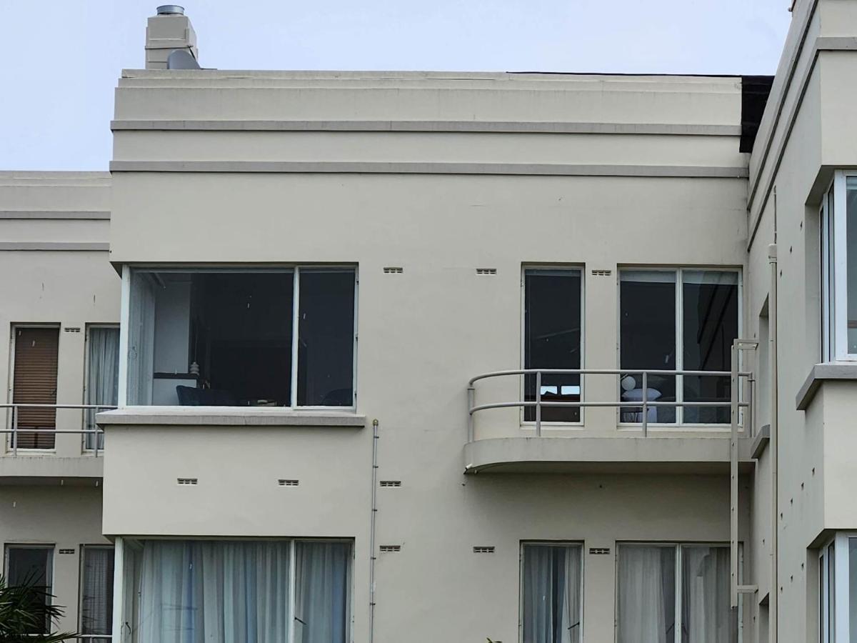 Art Deco Beauty On The Bay Hill Apartment Timaru Exterior photo